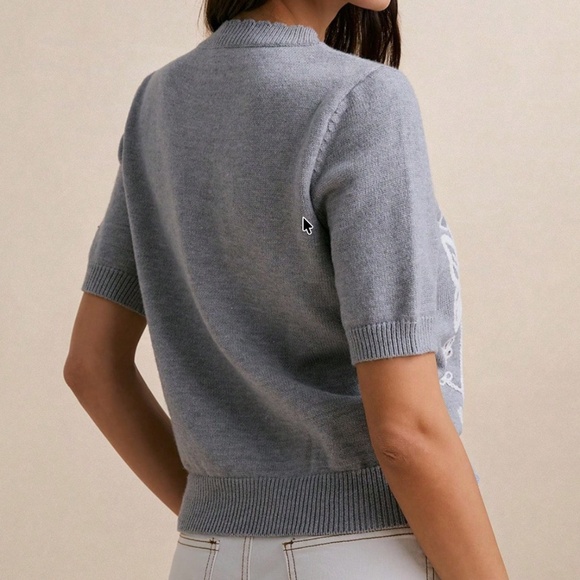 Classic Butterfly Floral Embroidered Knit Short sleeve top - Picture 4 of 6